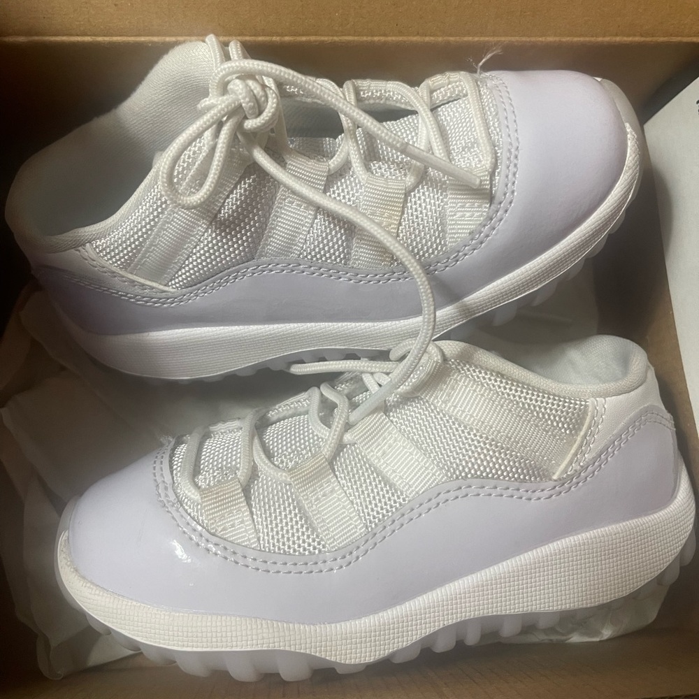 Toddler shoes
